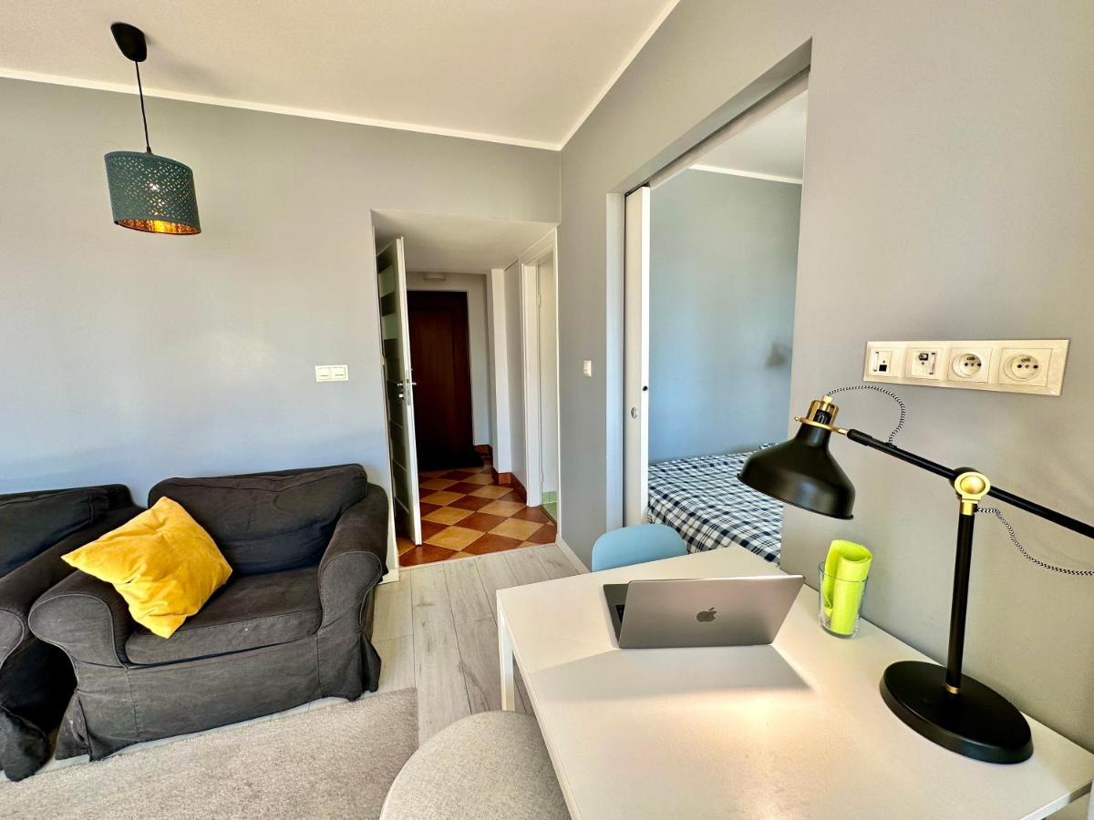 شقة Gold 2 King Size Bed, Metro X2 Free Wifi, 50'Tv Netflix, Hbo, Appletv+ وارسو المظهر الخارجي الصورة