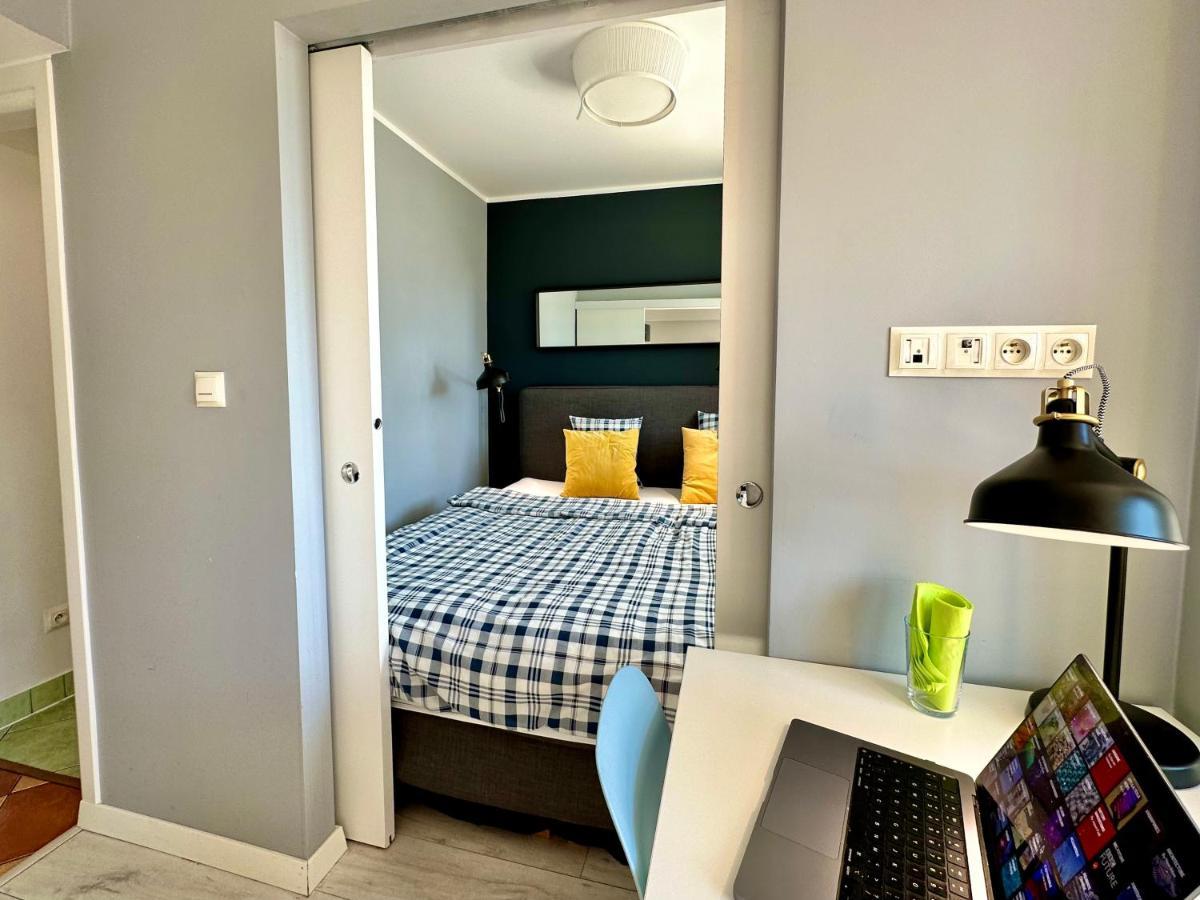 شقة Gold 2 King Size Bed, Metro X2 Free Wifi, 50'Tv Netflix, Hbo, Appletv+ وارسو المظهر الخارجي الصورة